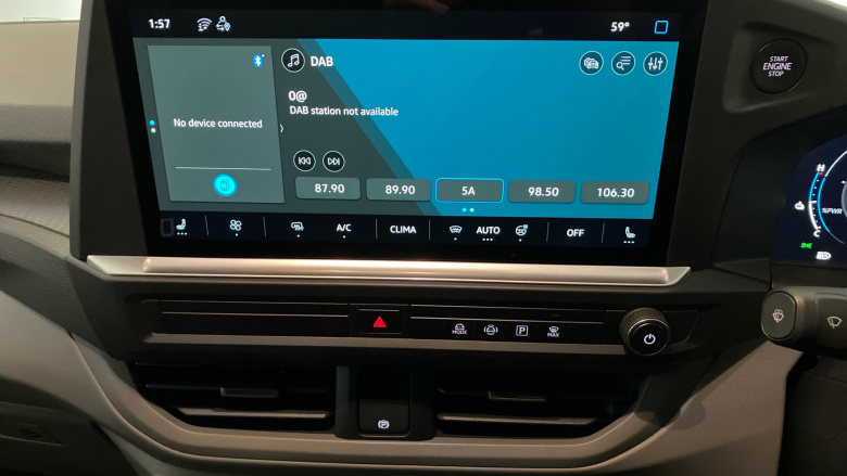 Volkswagen Transporter T32 Swb Electric 160kW 65kWh Commerce Pro Van Auto